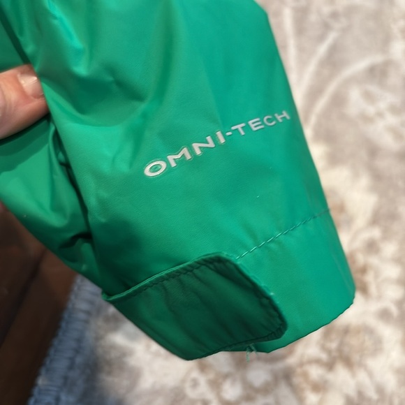 Columbia rain jacket, boys large (14/16) - Picture 3 of 5